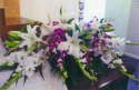 Colors or flowers may vary depending on season.