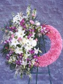 Colors or flowers may vary depending on season. 